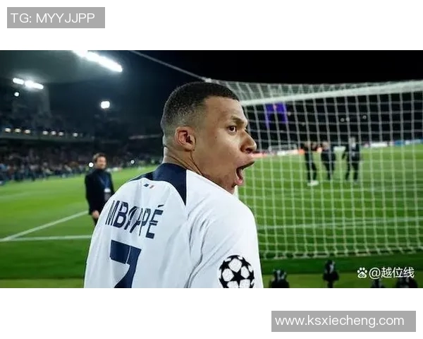 德国足球明星姆巴佩闪耀赛场展现卓越技巧成就无数辉煌时刻